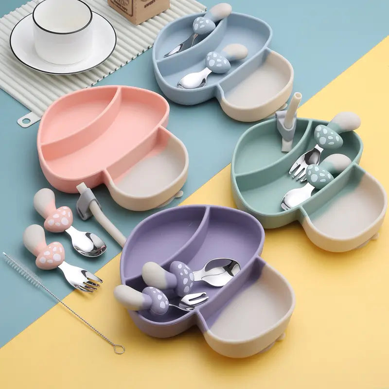 Buy Charming Mushroom Baby Suction Feeding Set at MyneeMoe
