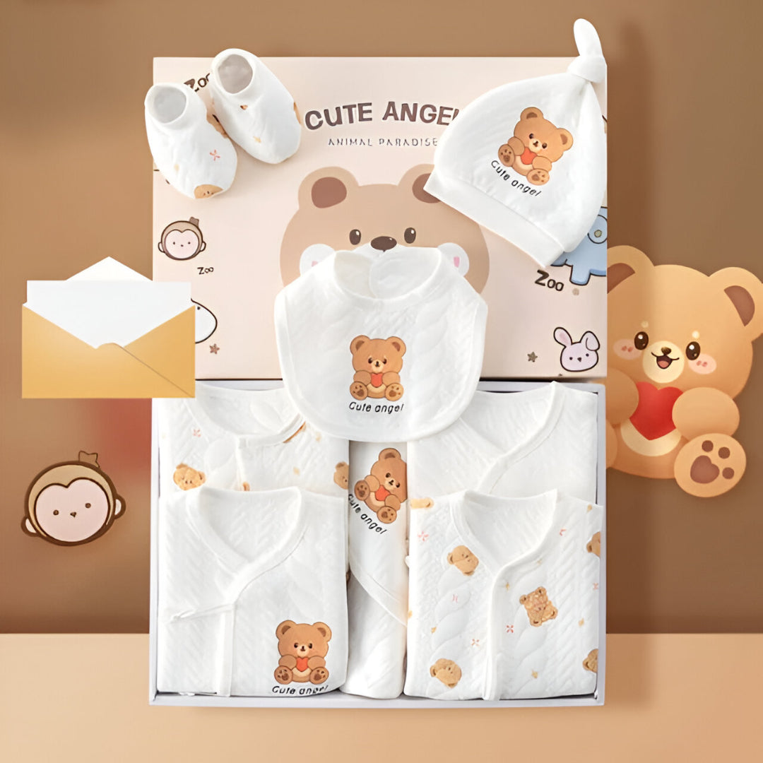 Buy MyneeMoe Animal Paradise 25 Piece Newborn Gift Set โ Perfect Baby Shower Collection - at MyneeMoe Online In India