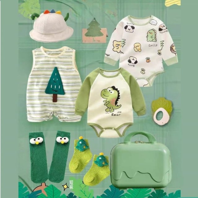 MyneeMoe Infant Newborn Clothing Set