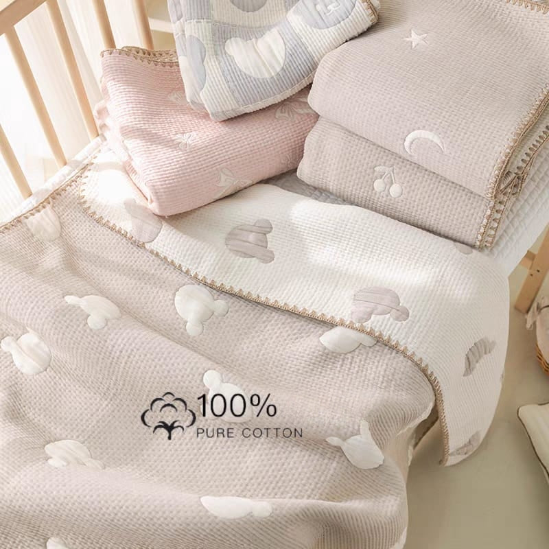 Buy Charming Double-Sided Baby Blanket for Ultimate Comfort-Perfect for All Seasons at MyneeMoe Online In India