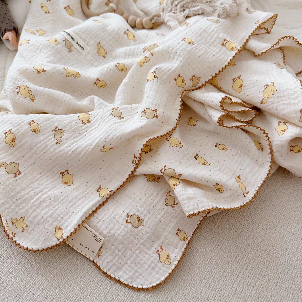 Buy Cozy Muslin Swaddle Blanket – 100% Cotton, Air Conditioned Quilt For Spring & Summer 2 at MyneeMoe Online In India